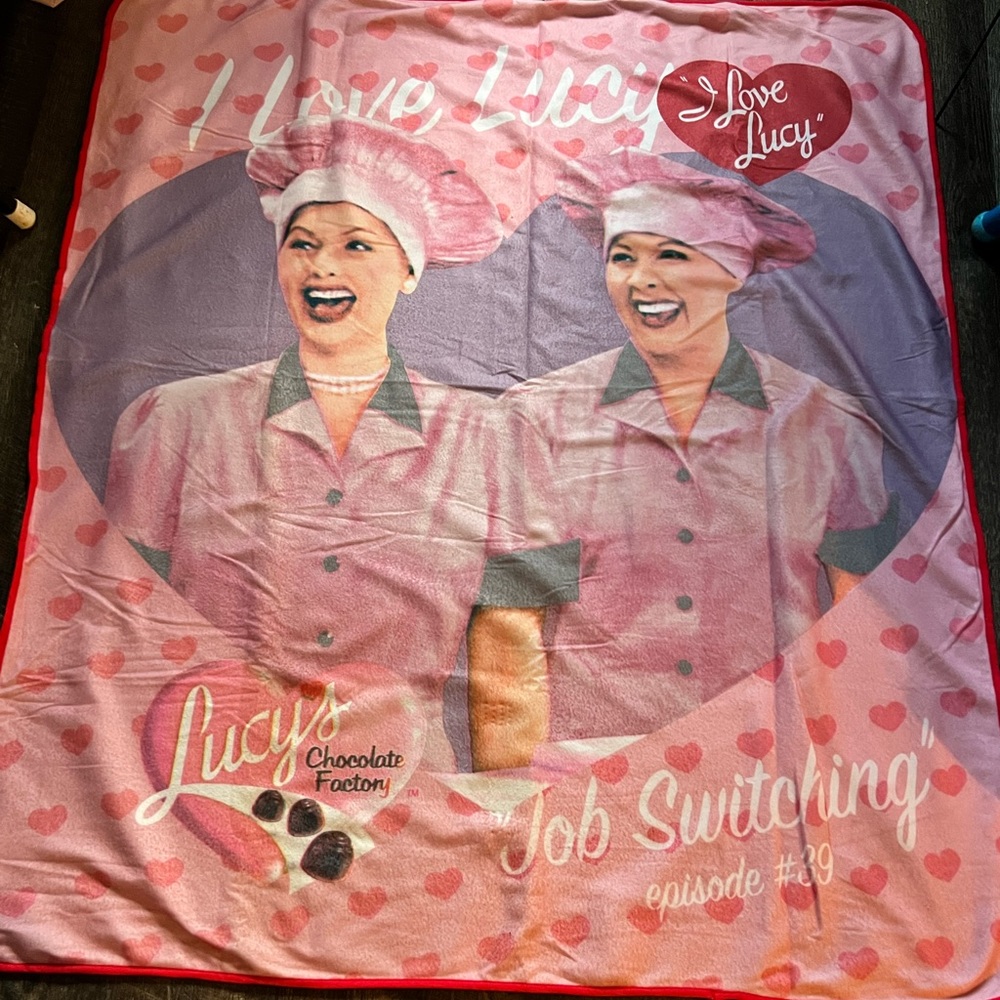 Vtg I love Lucy blanket / throw